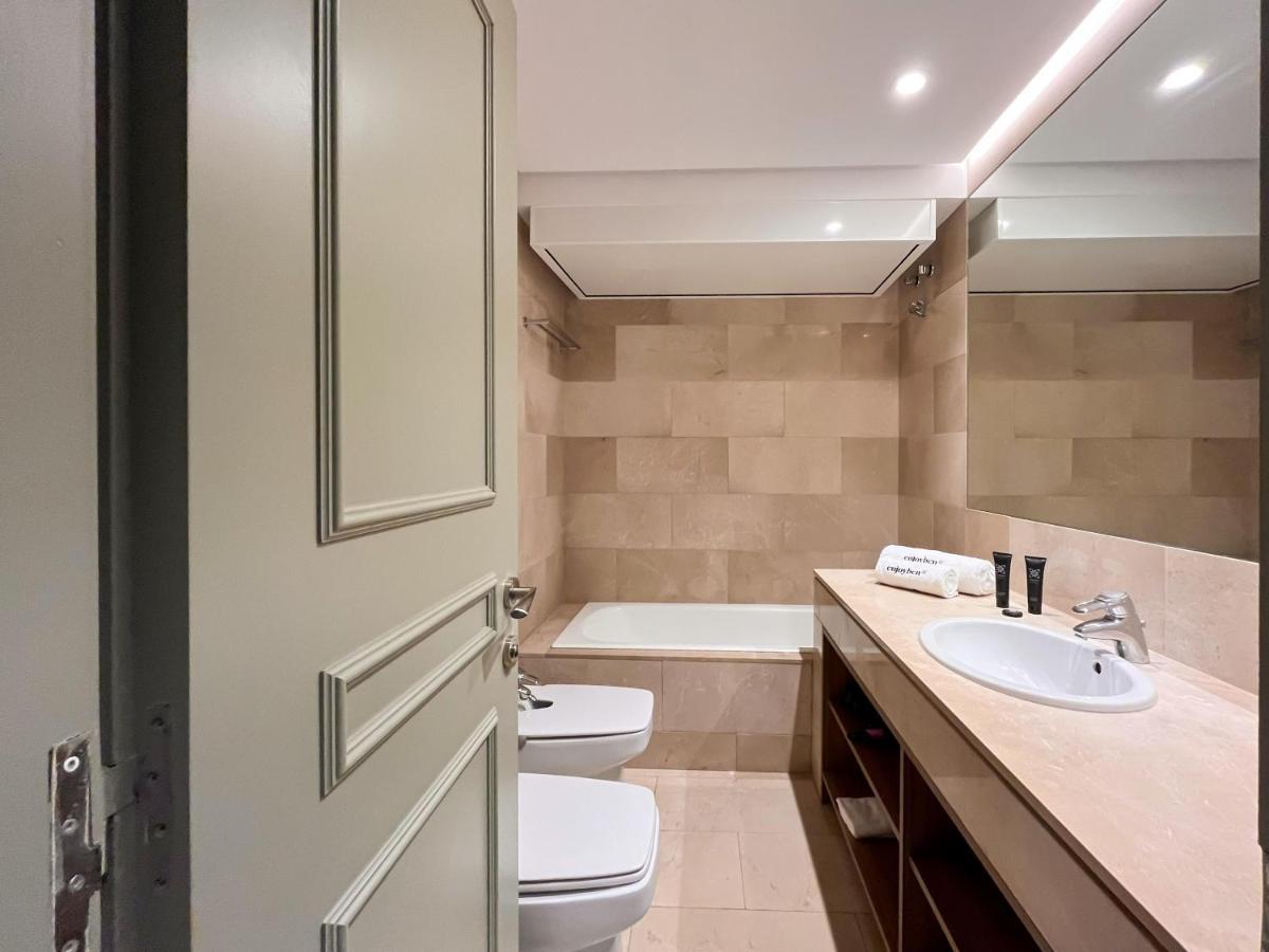 Passeig De Gracia By Enjoybcn Apartment บาร์เซโลนา ภายนอก รูปภาพ
